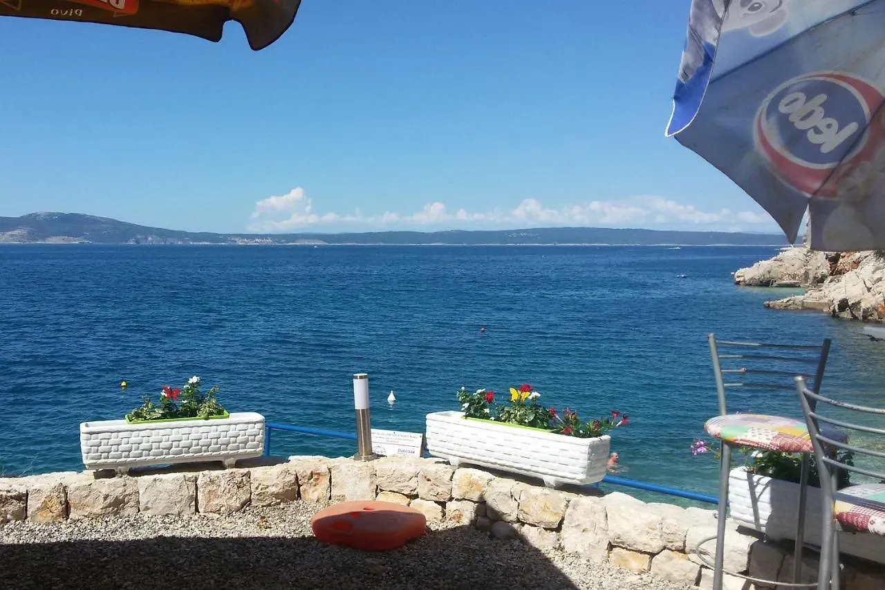 Apartments By The Sea Novi Vinodolski - 5486 0*,
